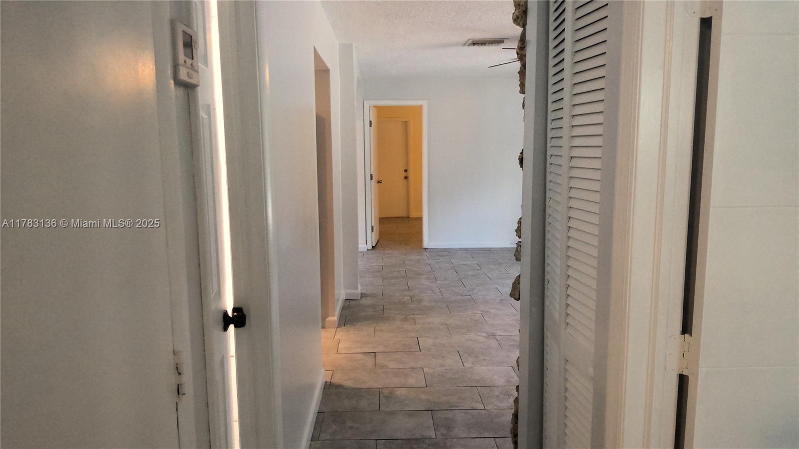 WINDWARD ESTS SEC 2 - Residential Lease