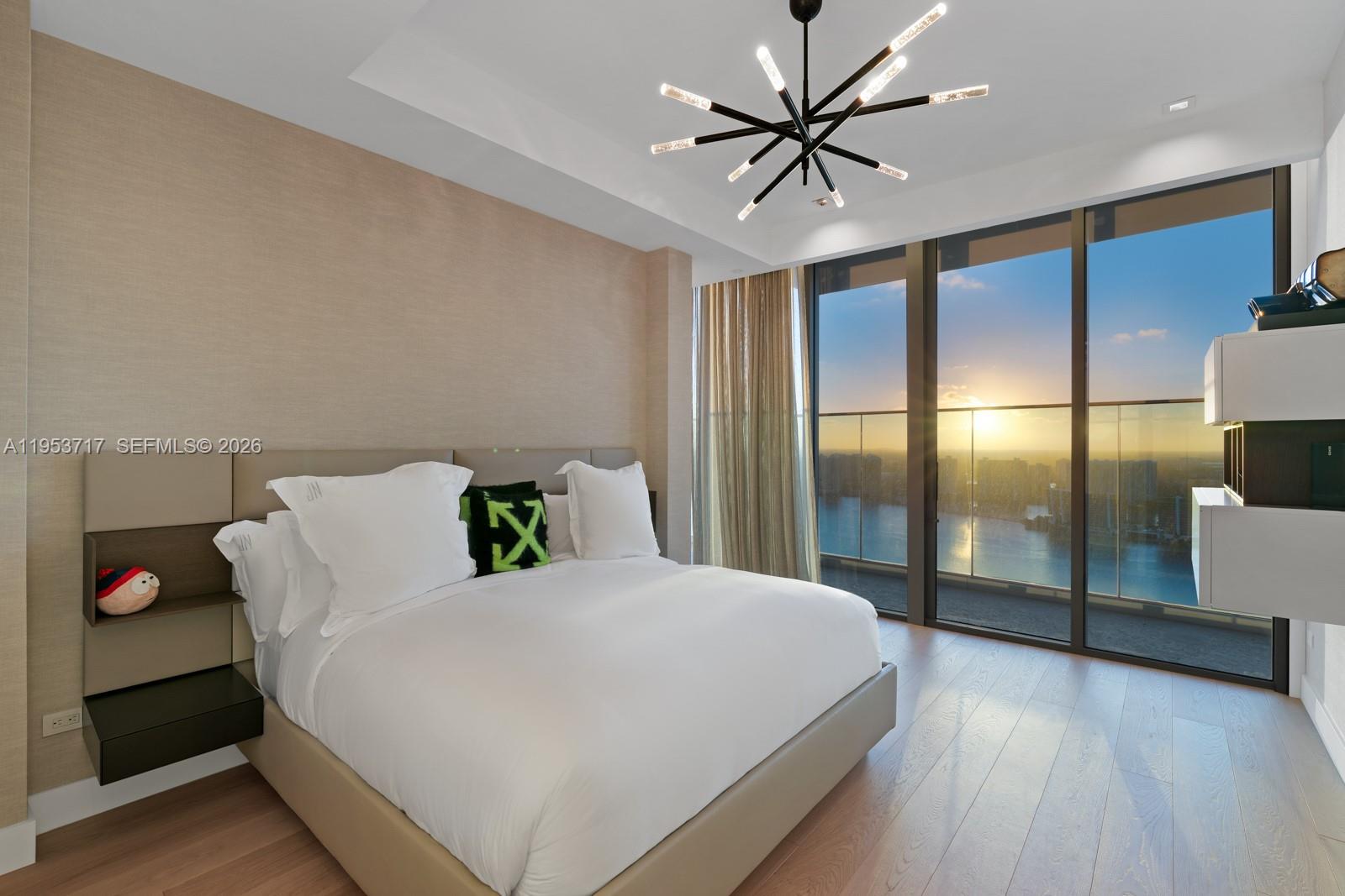 NORTH BISCAYNE BEACH AMEN - Residential