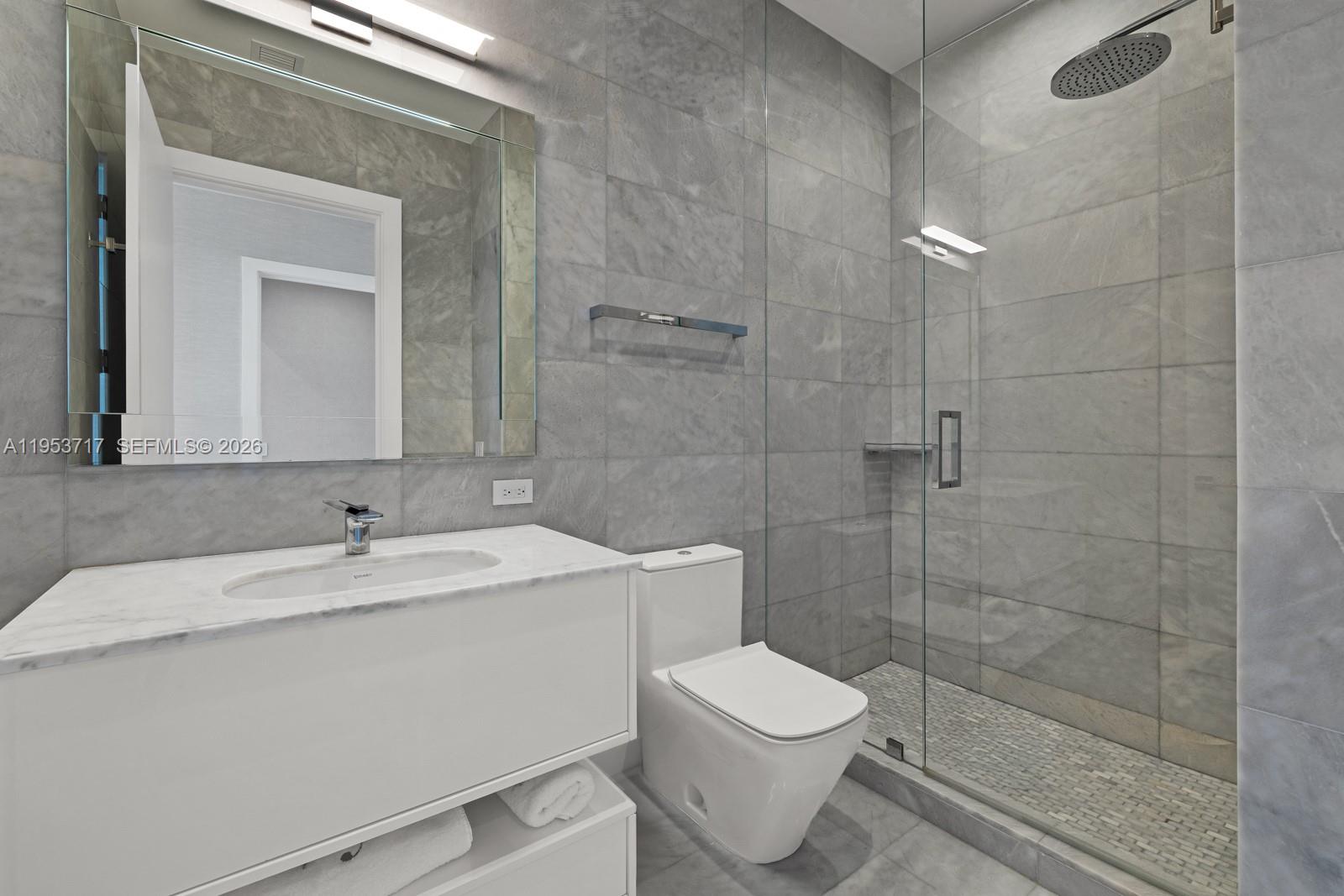 NORTH BISCAYNE BEACH AMEN - Residential