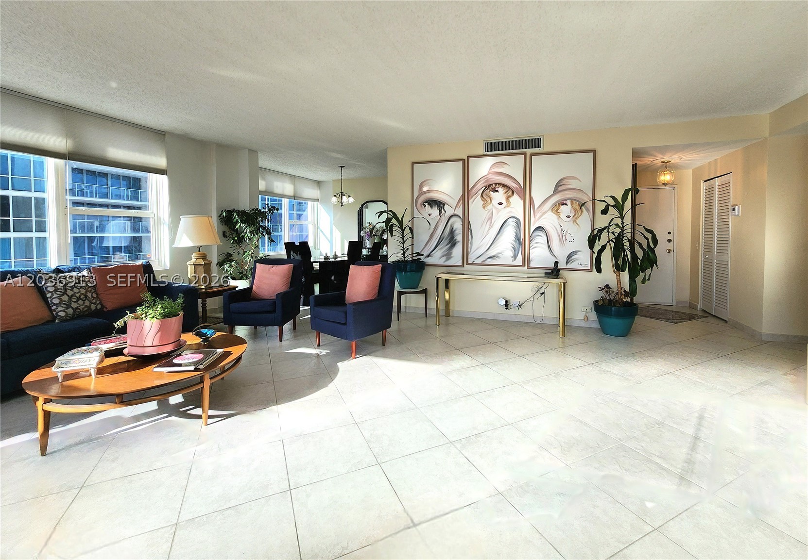 ALEXANDER TOWERS CONDO - Residential