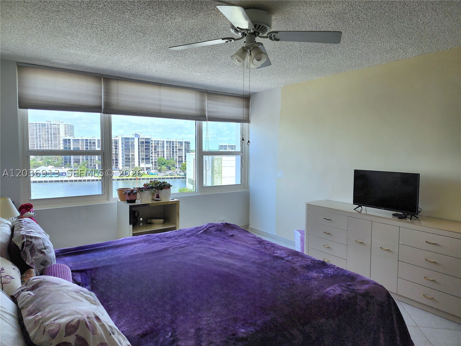 ALEXANDER TOWERS CONDO - Residential