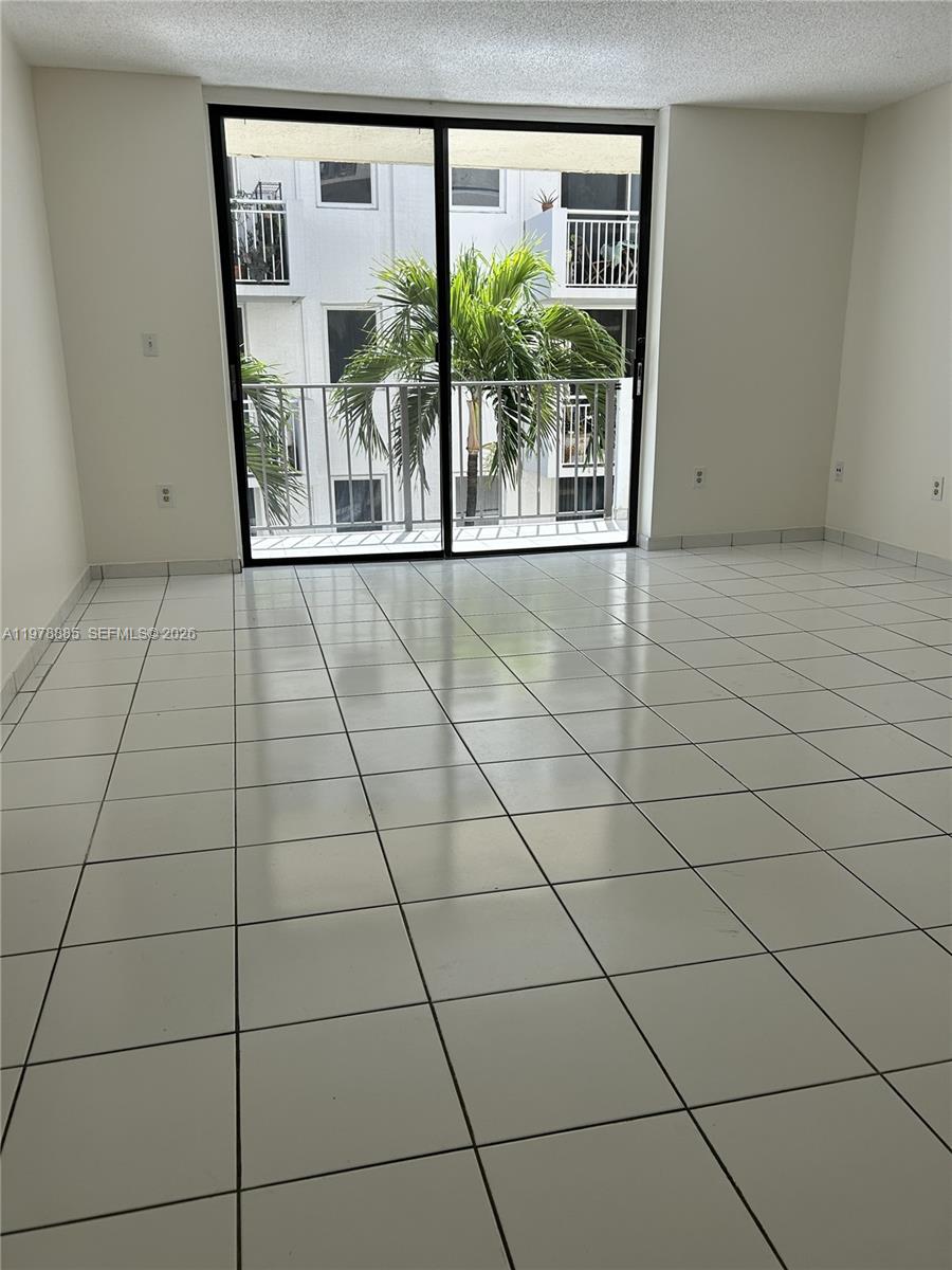 BAYVIEW GARDENS CONDO - Residential