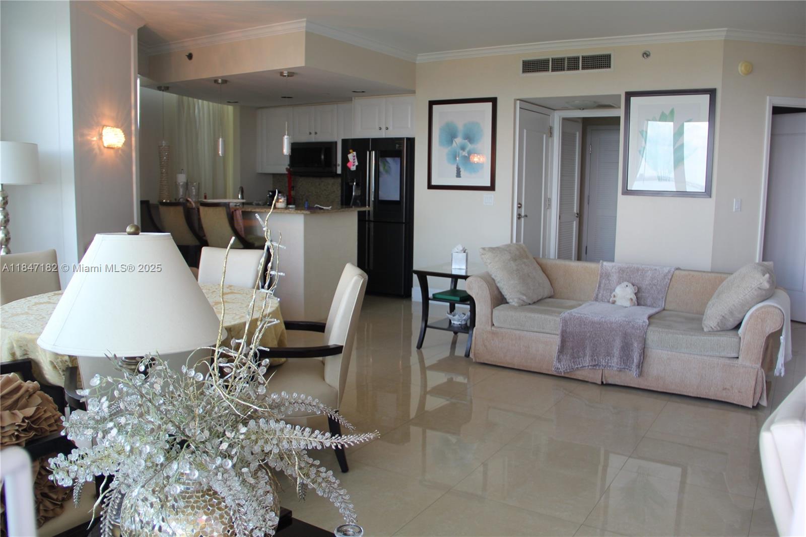 FONTAINEBLEAU II CONDO - Residential