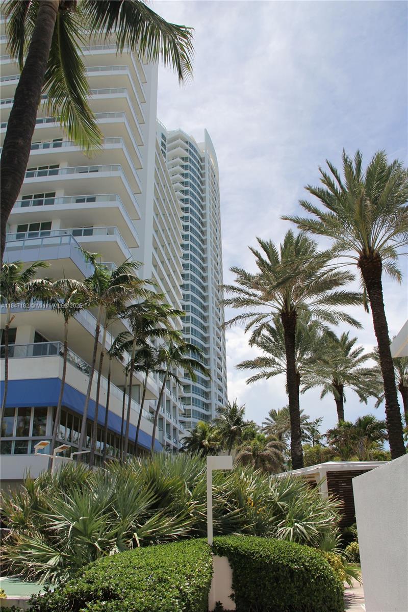 FONTAINEBLEAU II CONDO - Residential
