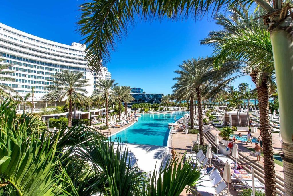 FONTAINEBLEAU II CONDO - Residential