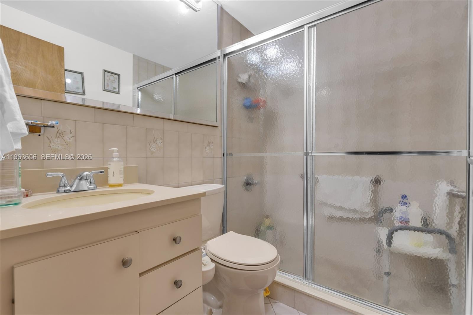 HIALEAH 6TH ADDN - Residential