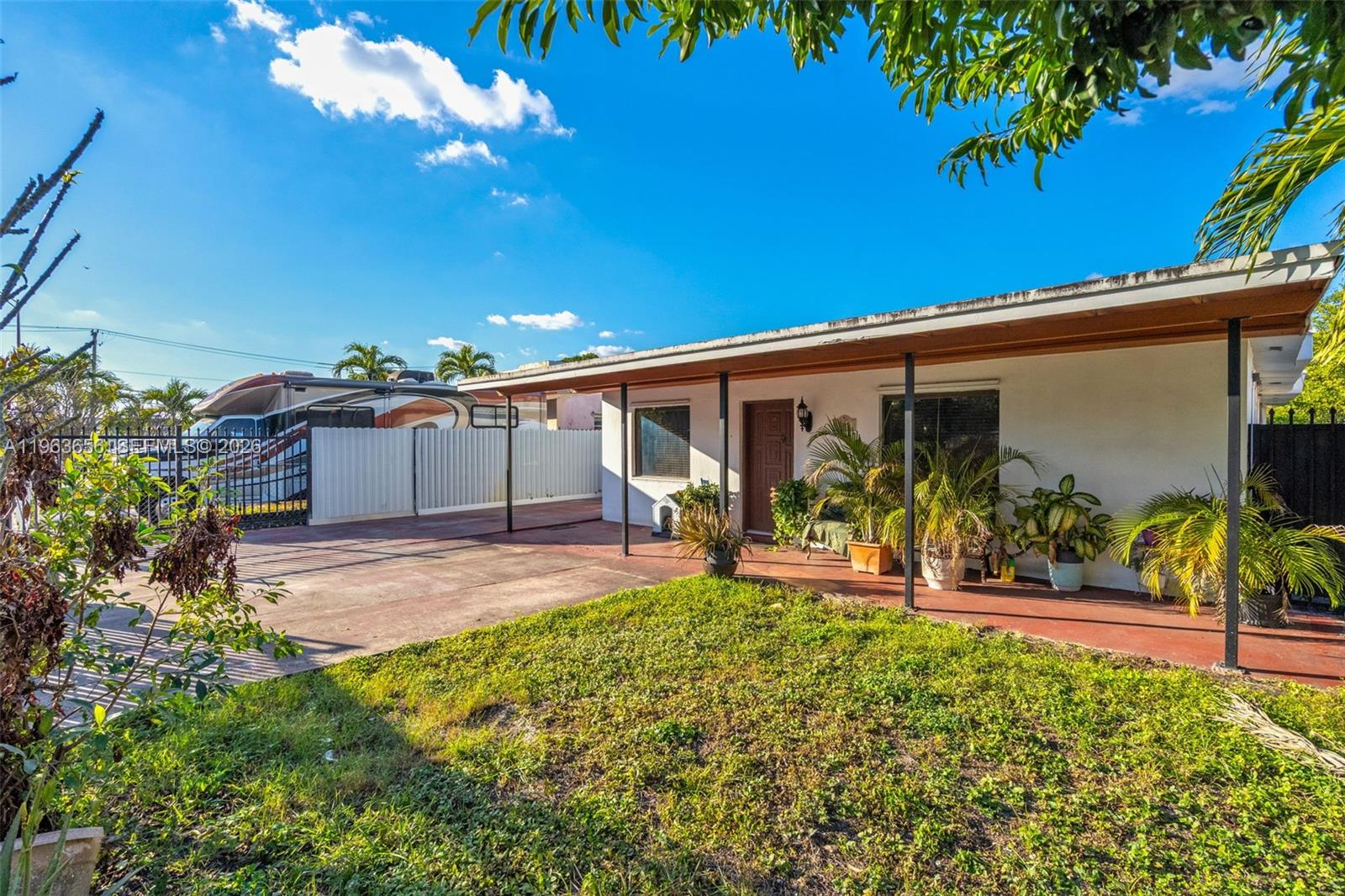 HIALEAH 6TH ADDN - Residential