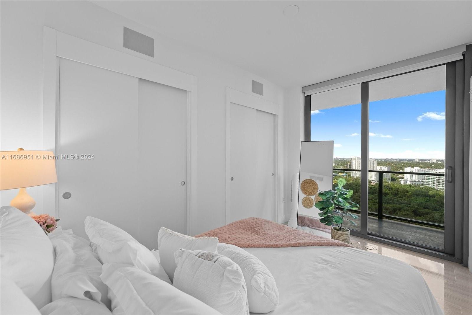 ECHO BRICKELL CONDO - Residential