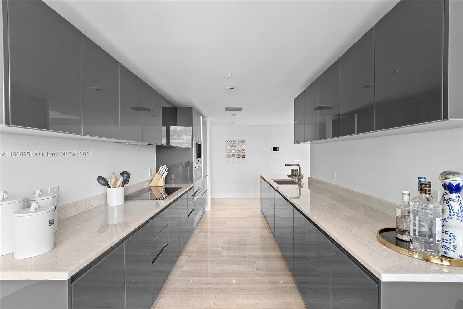 ECHO BRICKELL CONDO - Residential