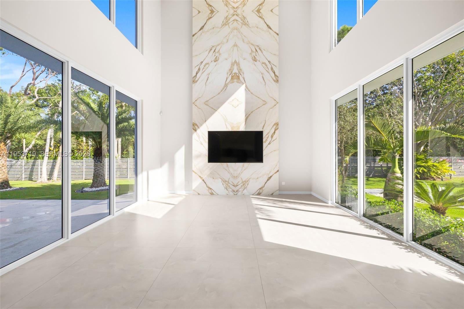 Del Mar Edge - Residential