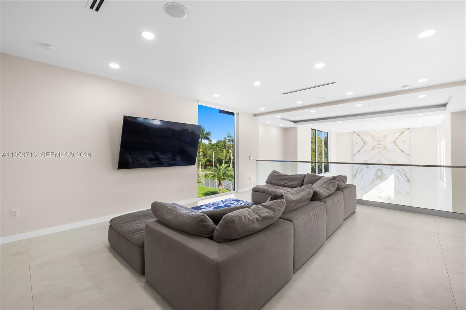 Del Mar Edge - Residential