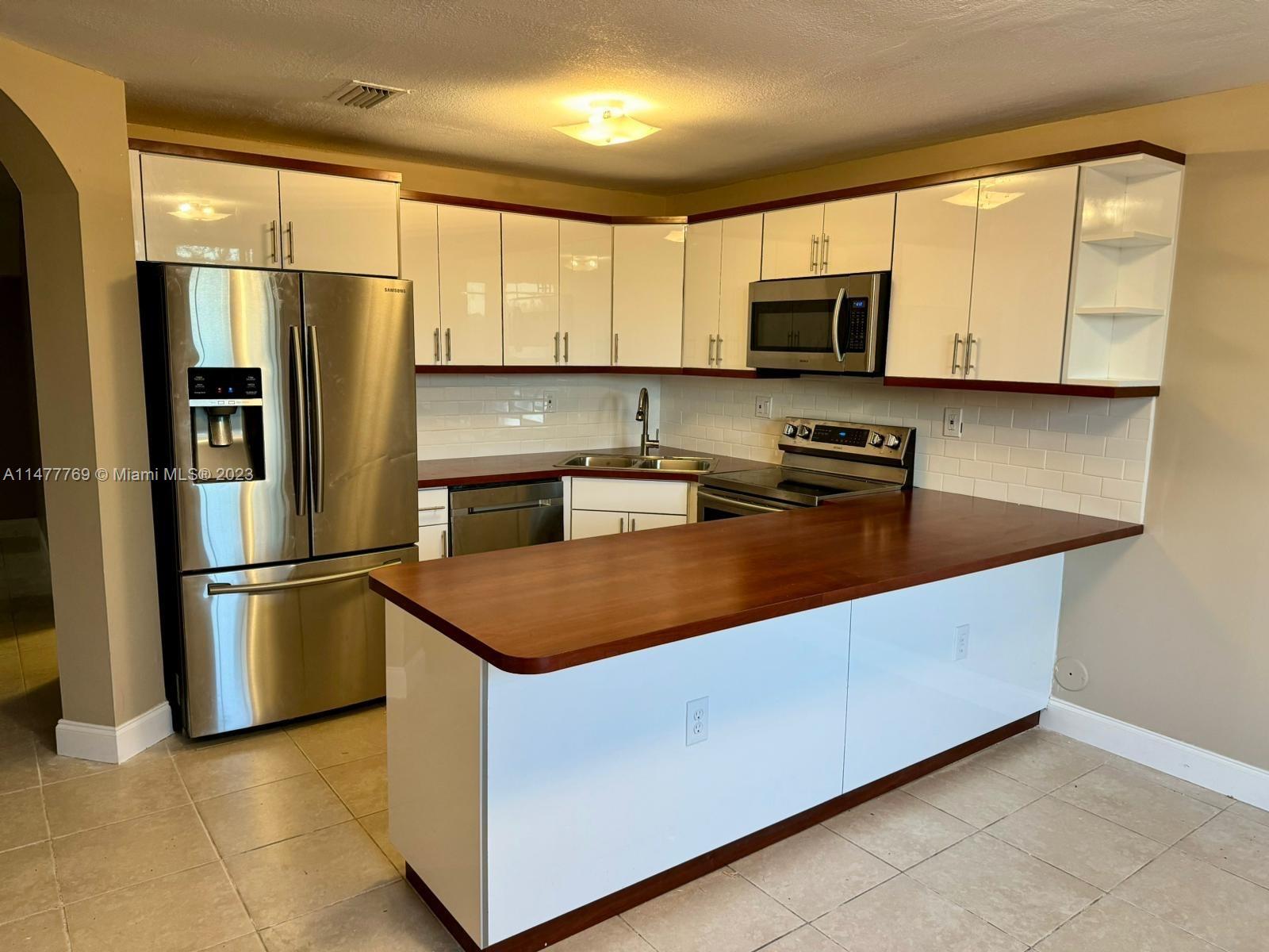 BRISTOL POINTE - Residential Lease