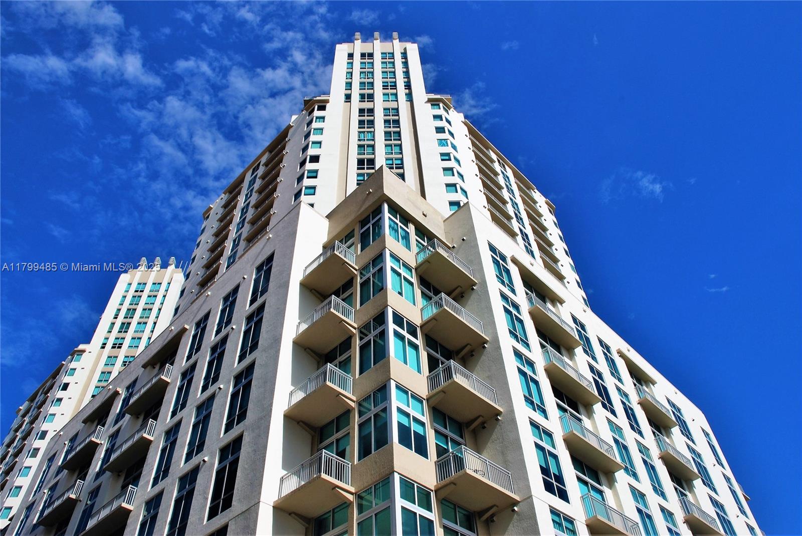 METROPOLIS II AT DADELAND - Residential