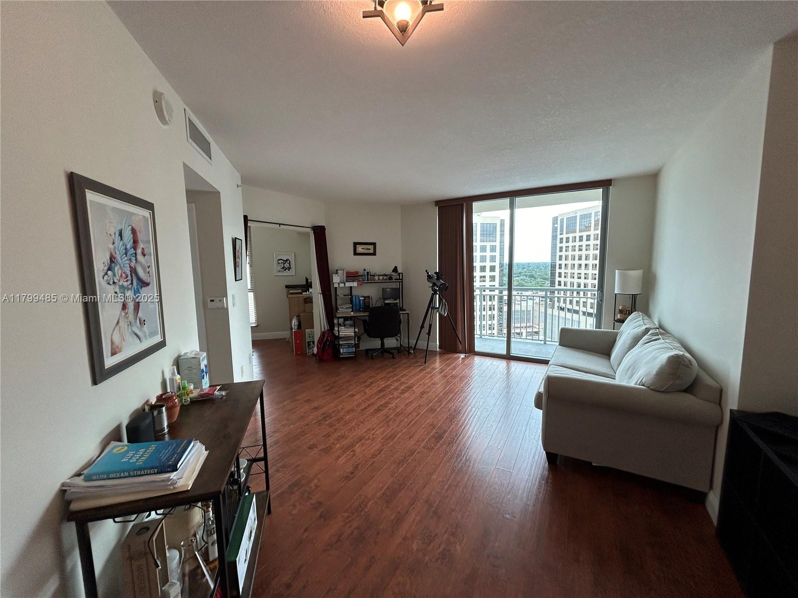 METROPOLIS II AT DADELAND - Residential