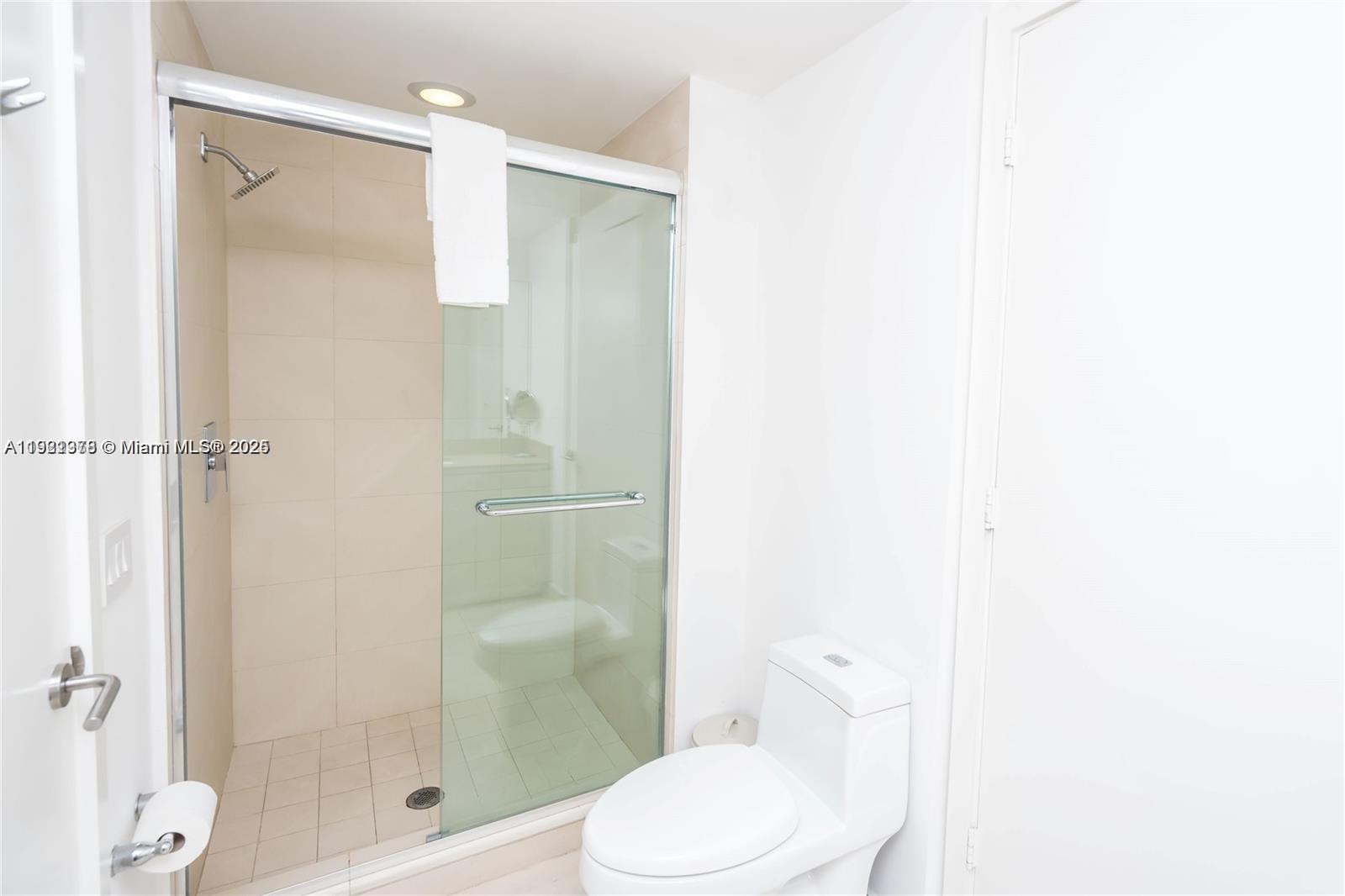 4111 SOUTH OCEAN DRIVE CO - Residential