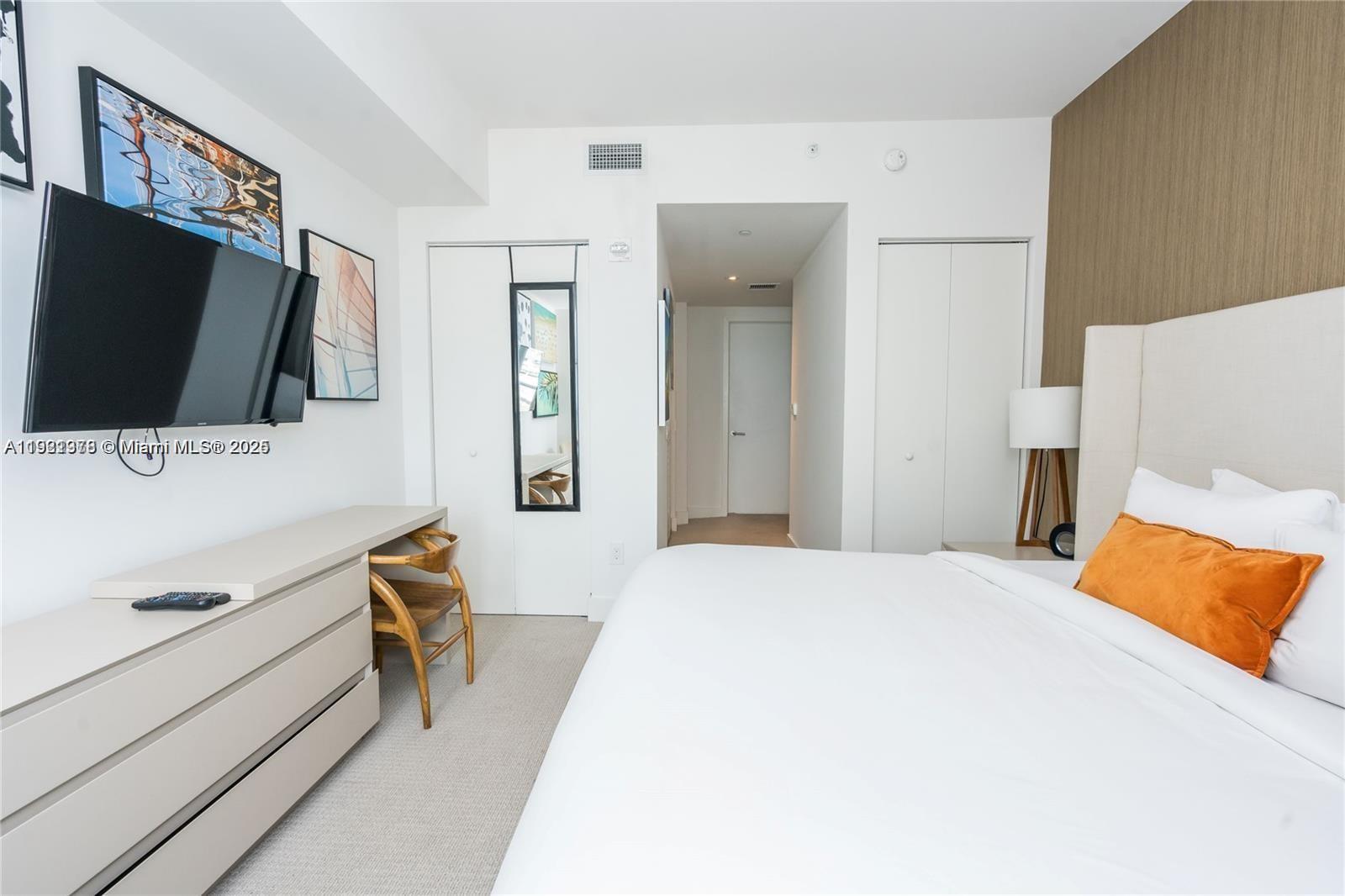 4111 SOUTH OCEAN DRIVE CO - Residential