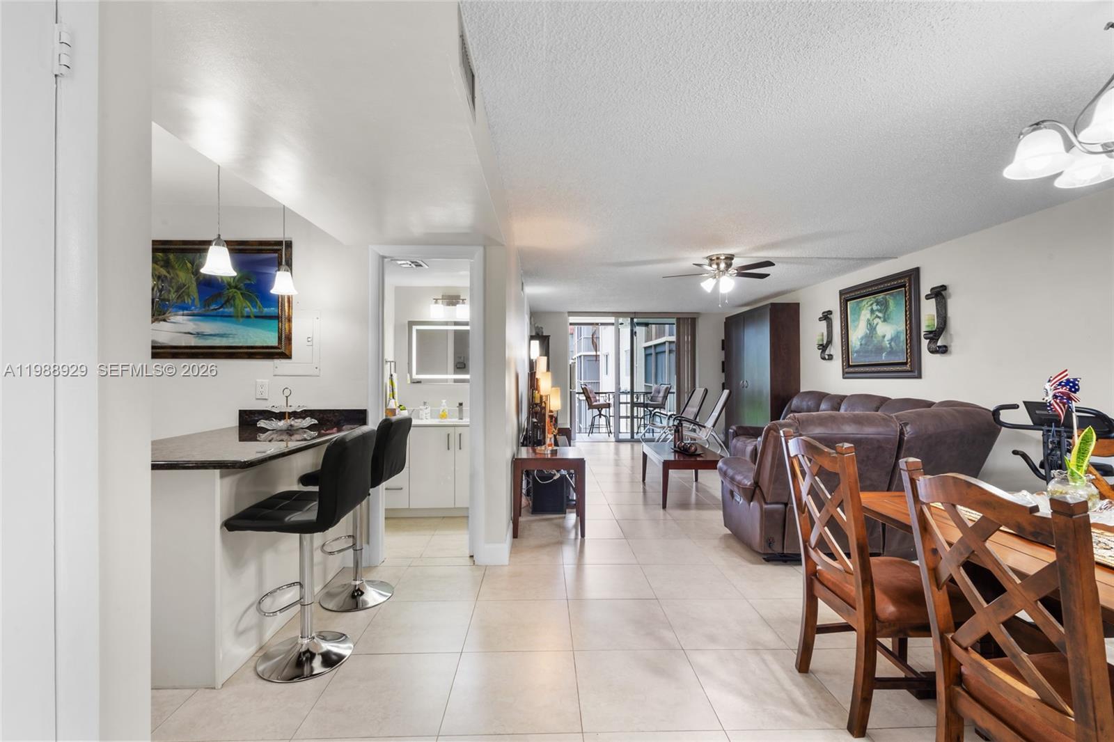 HOLLYBROOK GOLF AND - Residential