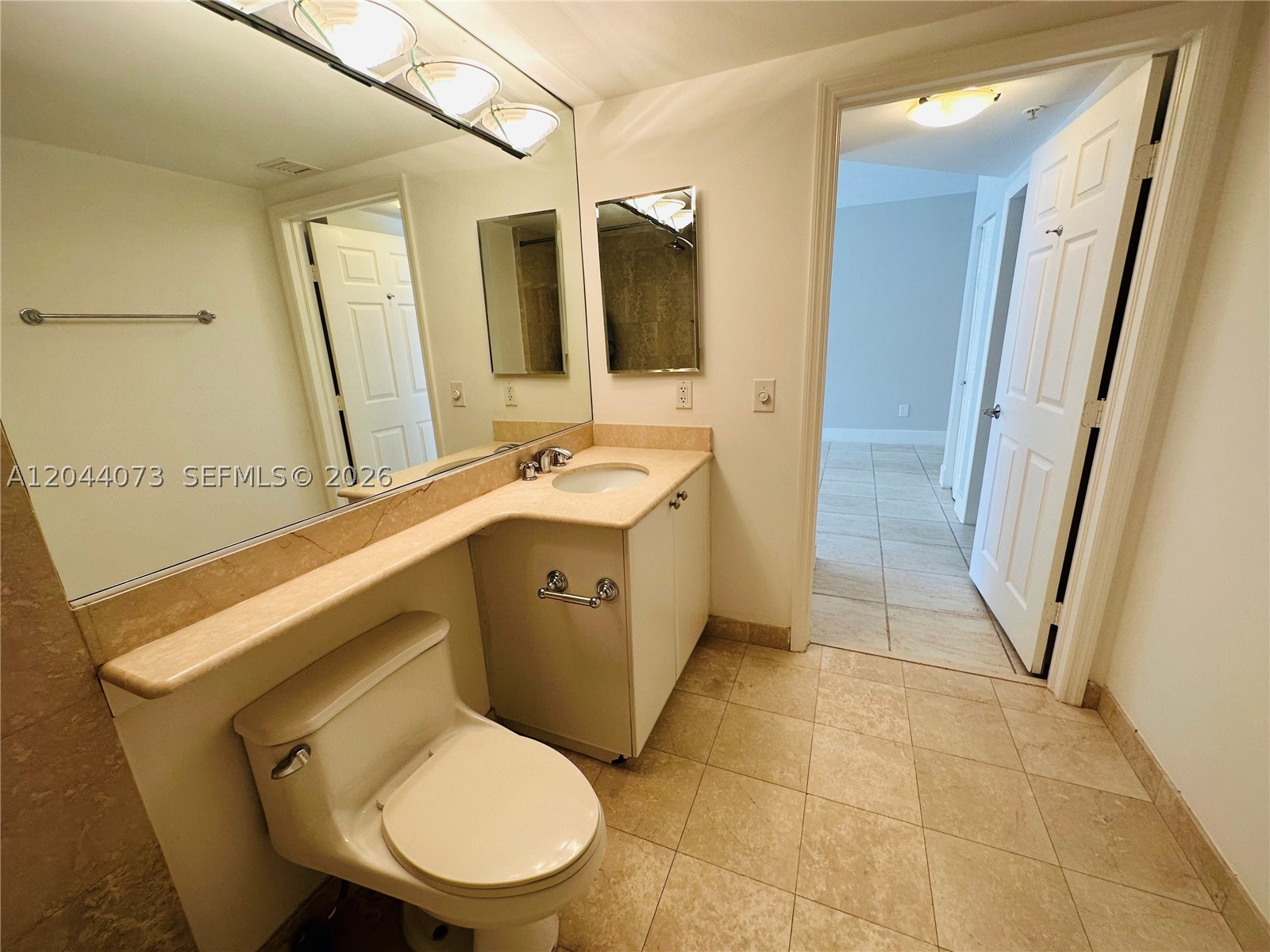 THE COURTS AT SOUTH BEACH - Residential Lease