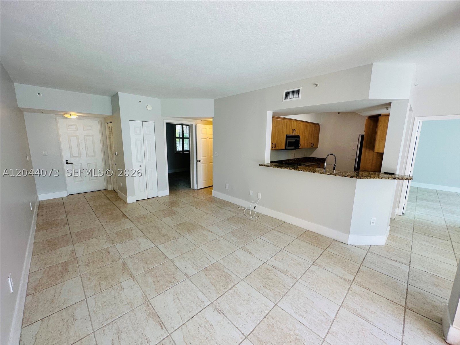 THE COURTS AT SOUTH BEACH - Residential Lease