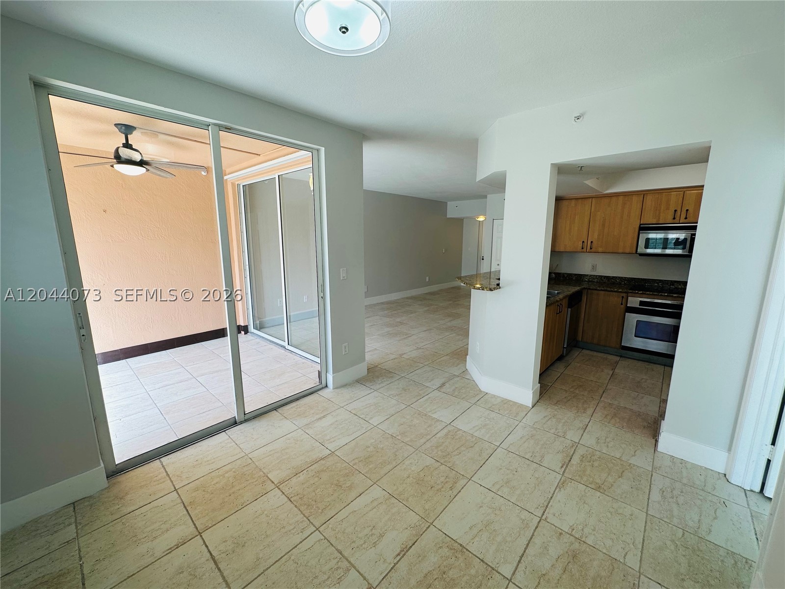 THE COURTS AT SOUTH BEACH - Residential Lease