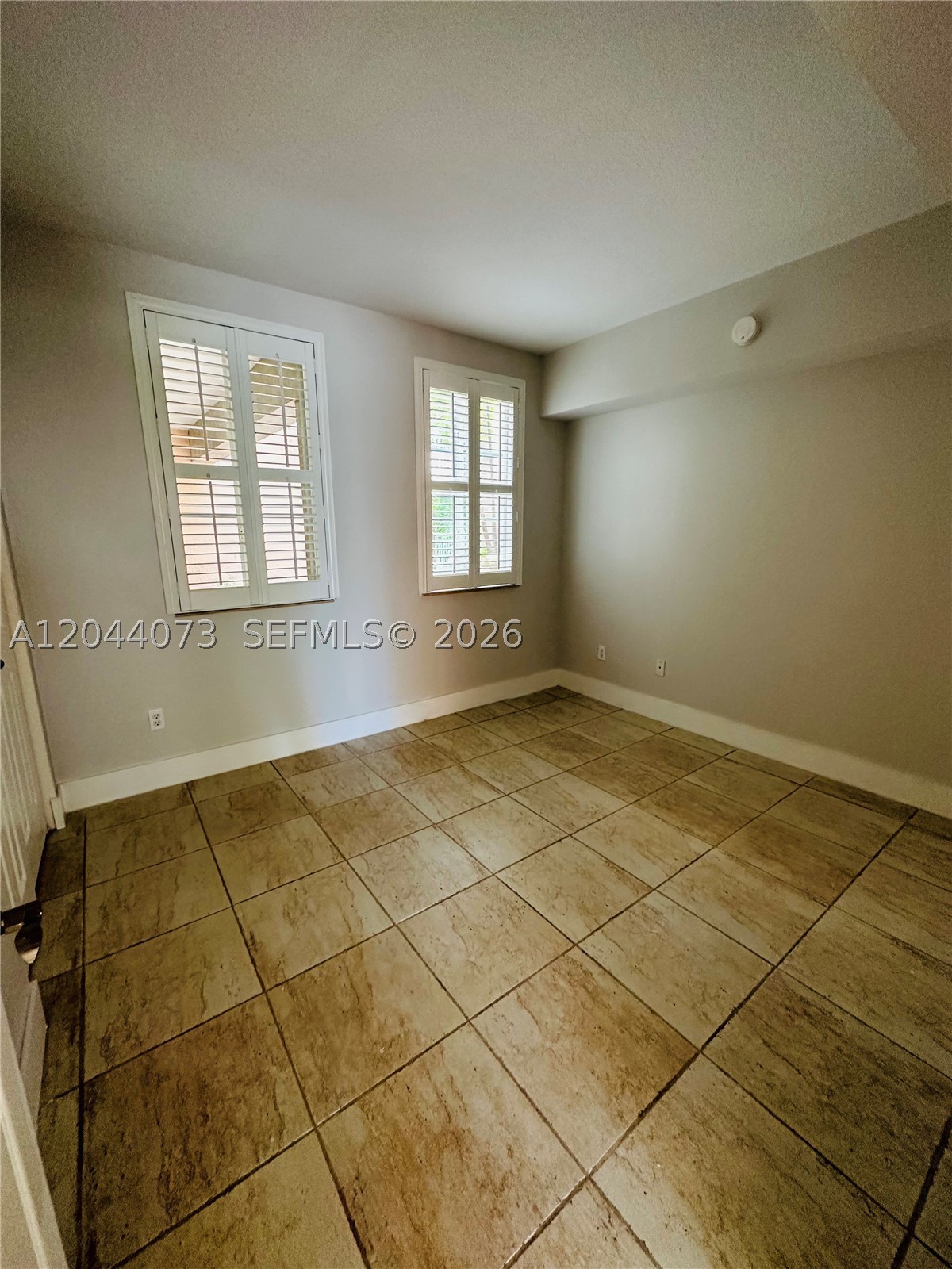 THE COURTS AT SOUTH BEACH - Residential Lease