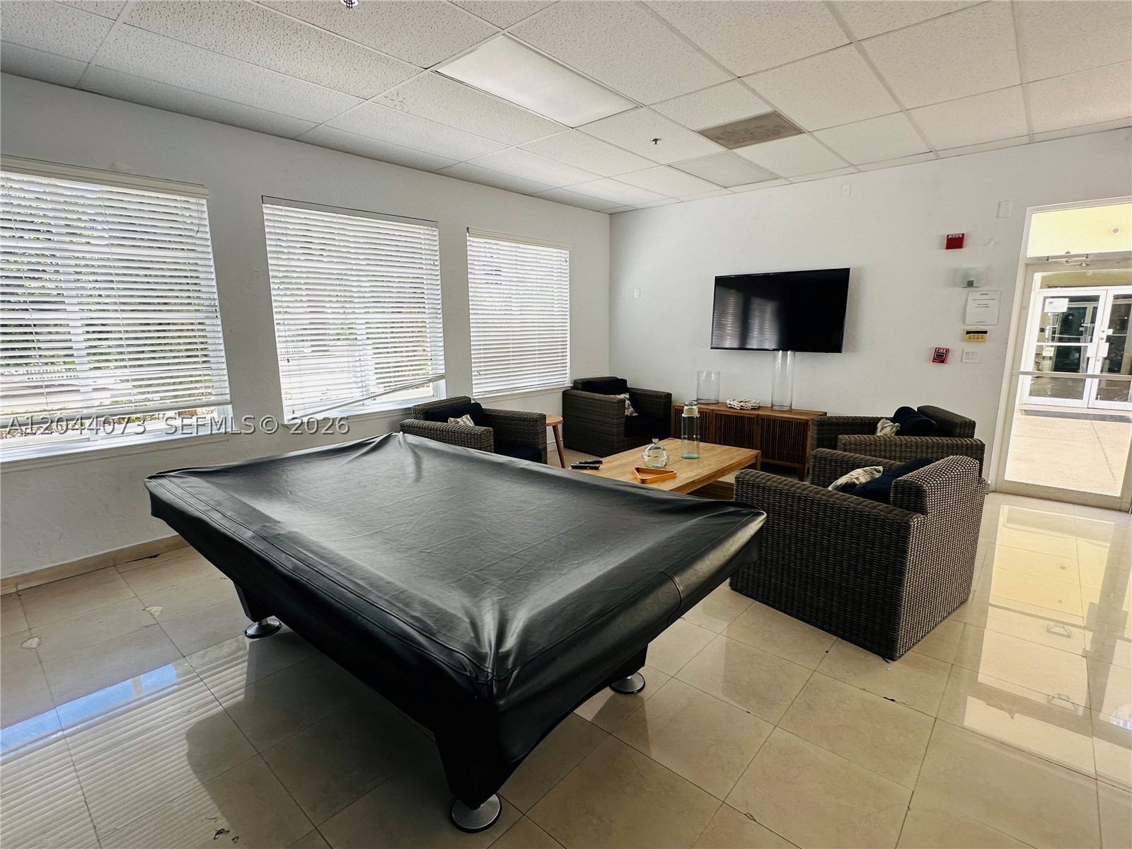 THE COURTS AT SOUTH BEACH - Residential Lease