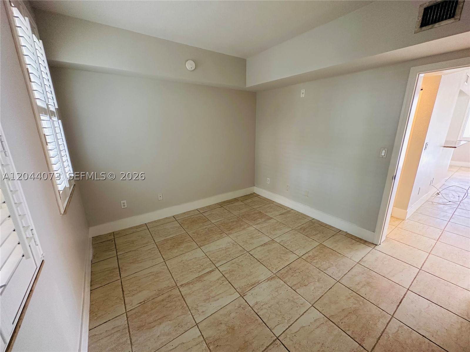 THE COURTS AT SOUTH BEACH - Residential Lease