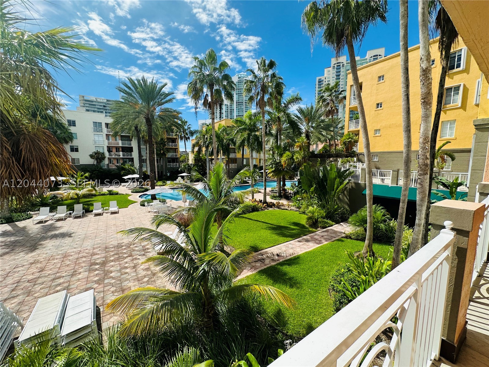 THE COURTS AT SOUTH BEACH - Residential Lease
