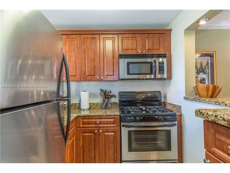 VILLAGIO AT PALMETTO BAY - Residential Lease