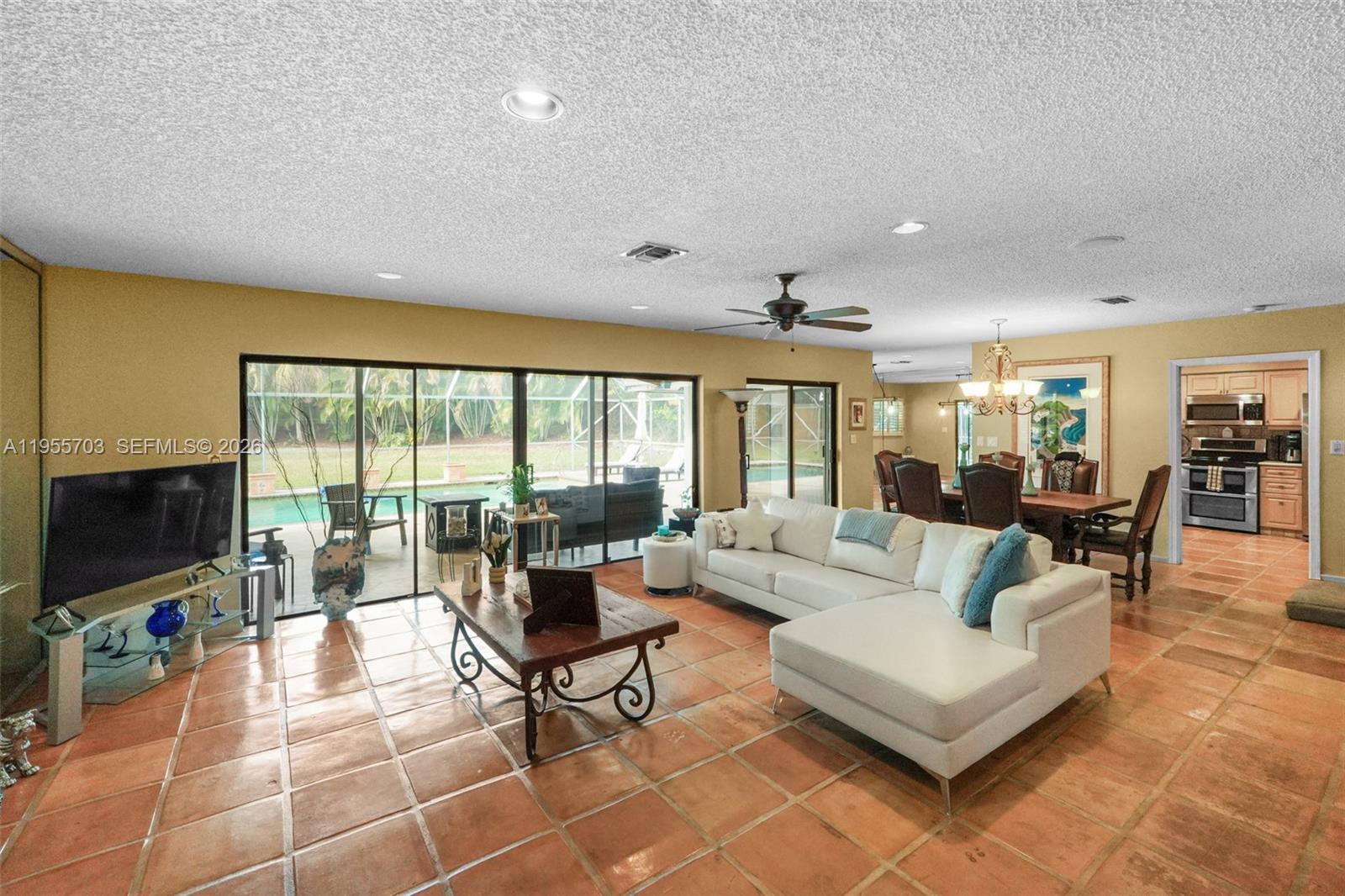 BOCA LANE - Residential