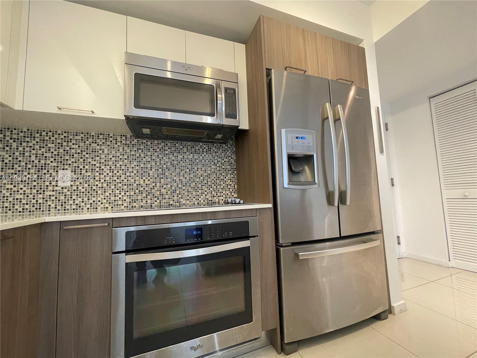 5252 PASEO CONDO - Residential