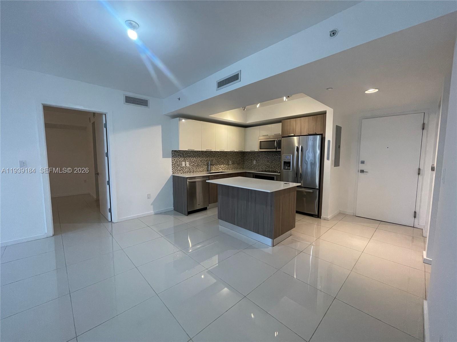 5252 PASEO CONDO - Residential