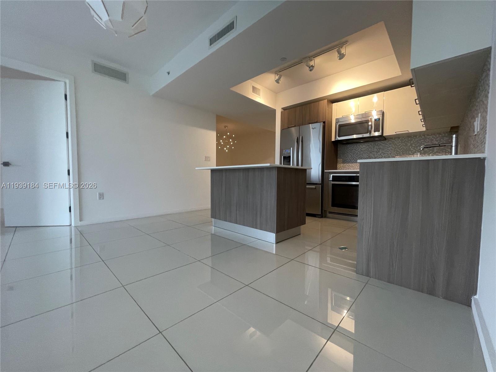 5252 PASEO CONDO - Residential