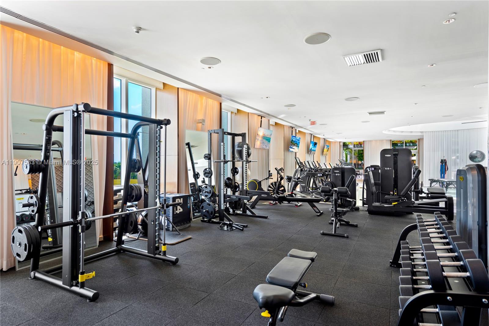 ICON CONDO SOUTH BEACH - Residential Lease