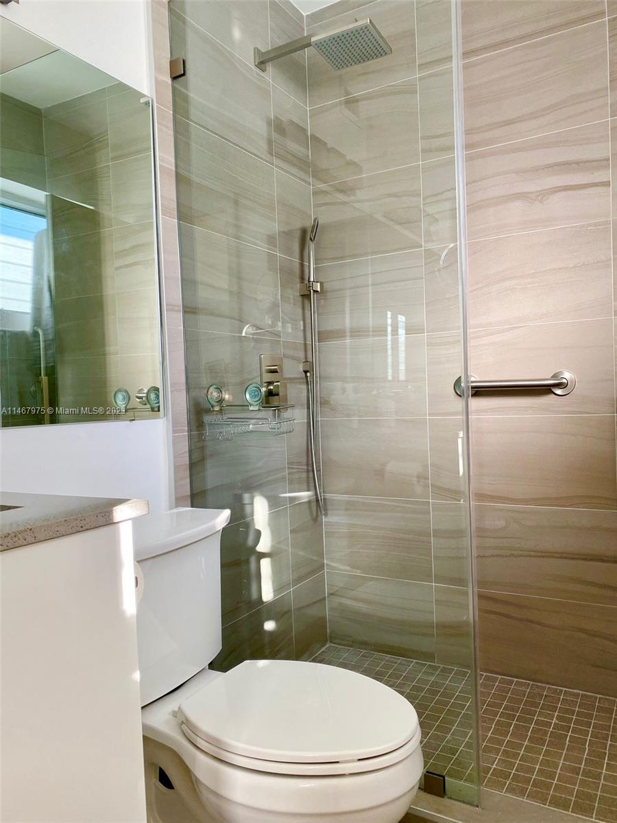 SUNRISE CLUB CONDO - Residential