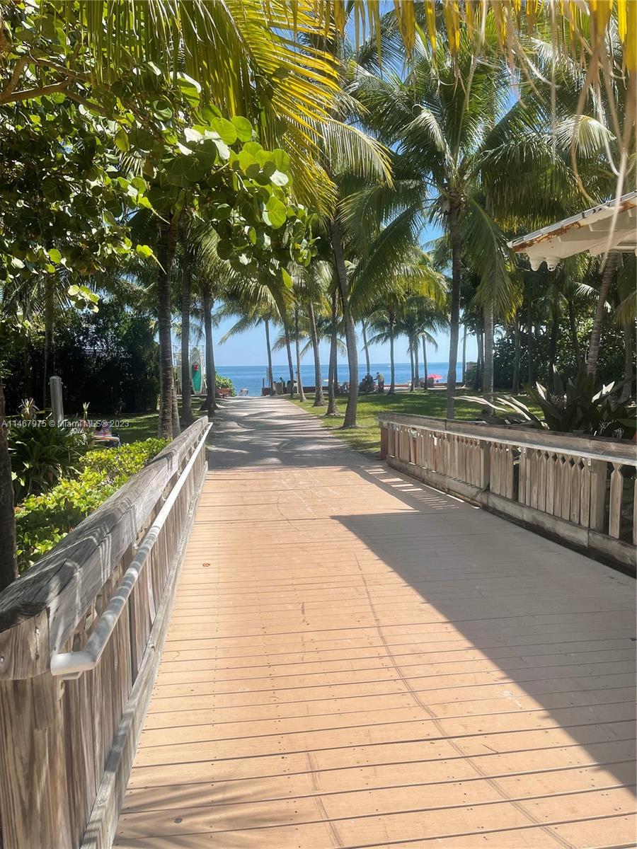 SUNRISE CLUB CONDO - Residential