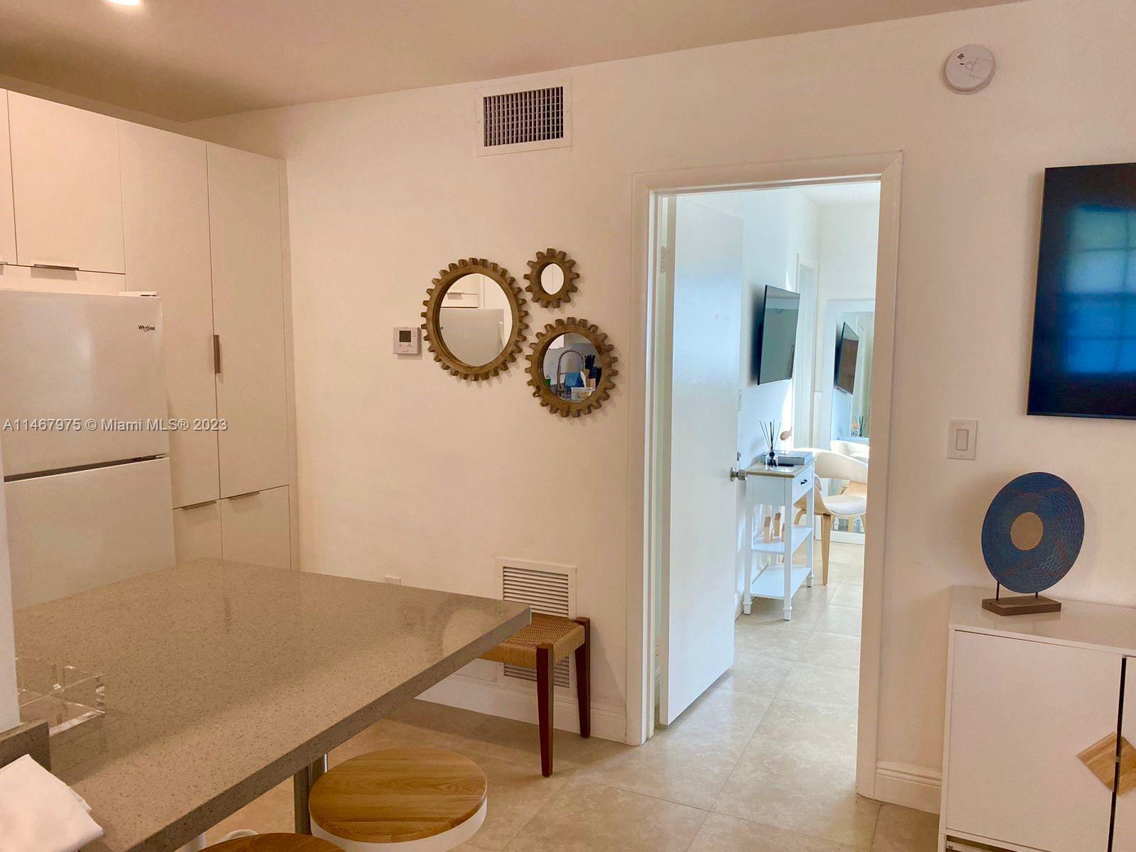 SUNRISE CLUB CONDO - Residential
