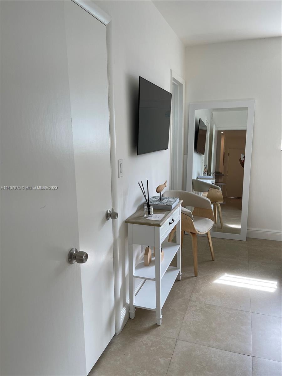 SUNRISE CLUB CONDO - Residential