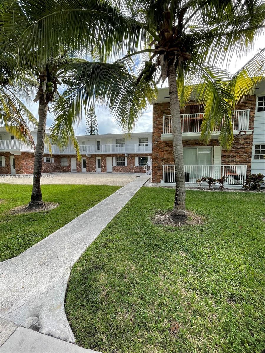 SUNRISE CLUB CONDO - Residential