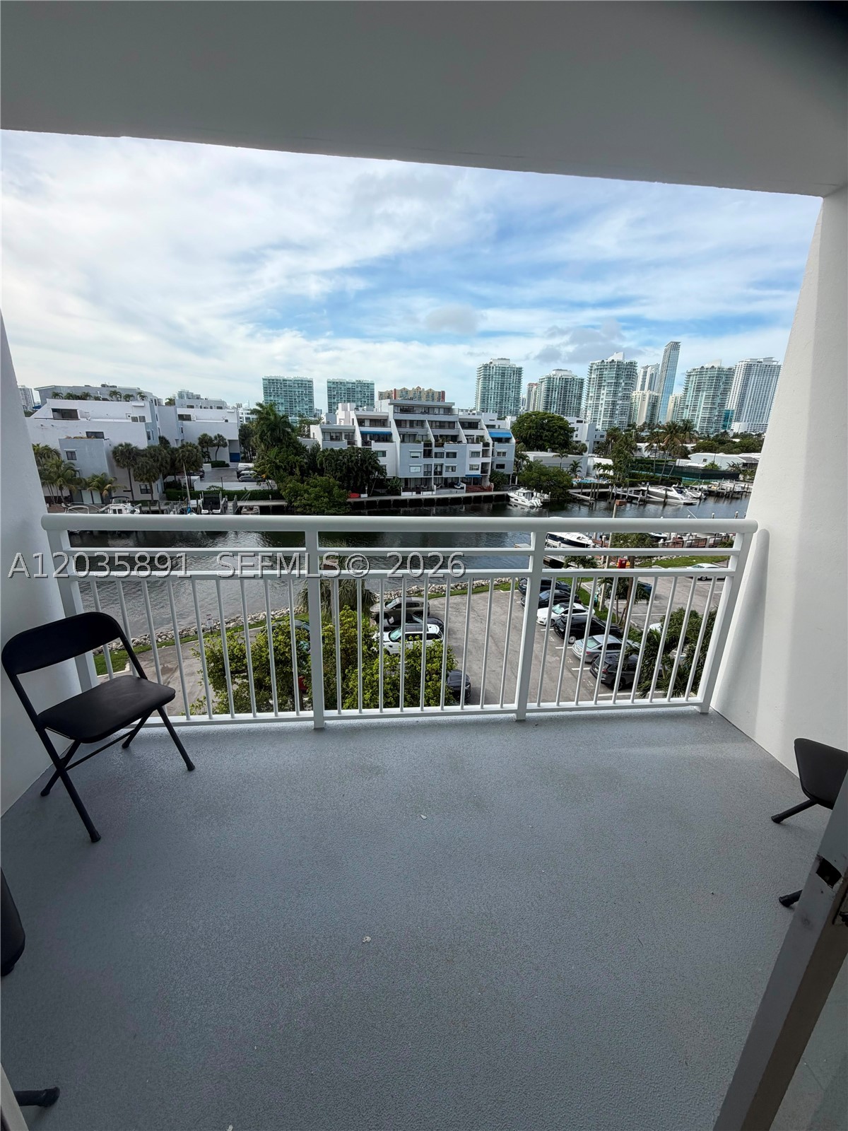 COASTAL TOWERS CONDO - Residential Lease