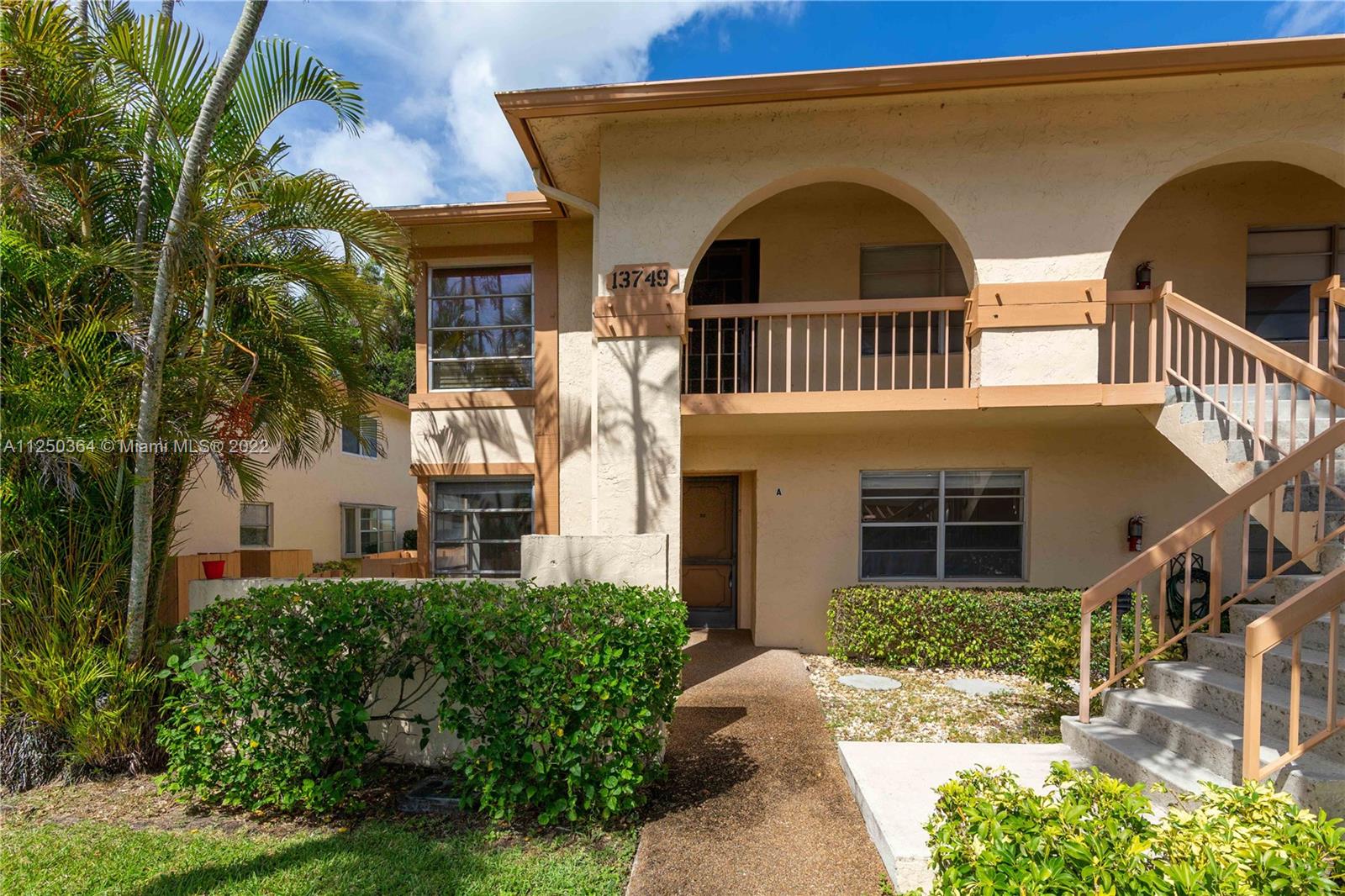 PALM GREENS AT VILLA DEL - Residential