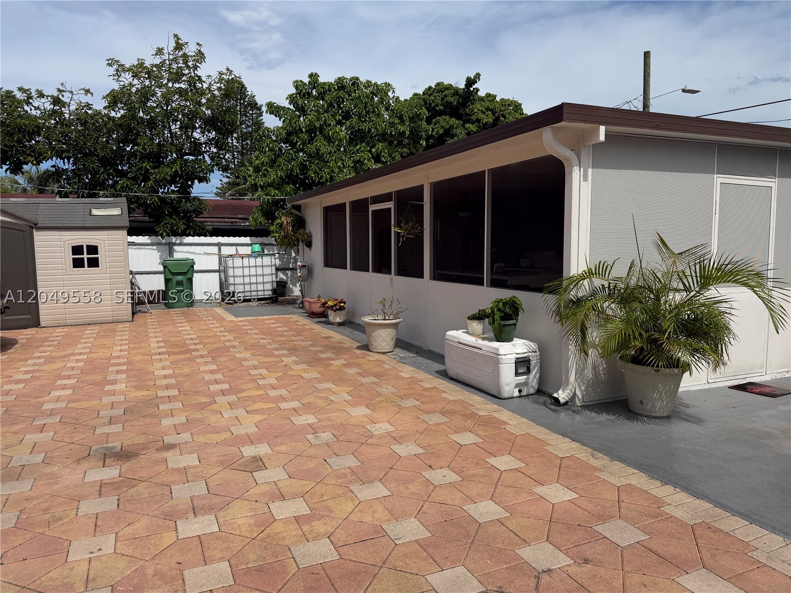 COMMUNITY GARDENS - Residential
