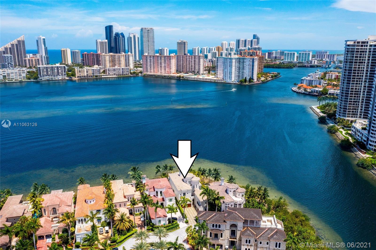 ISLAND ESTATES - Residential