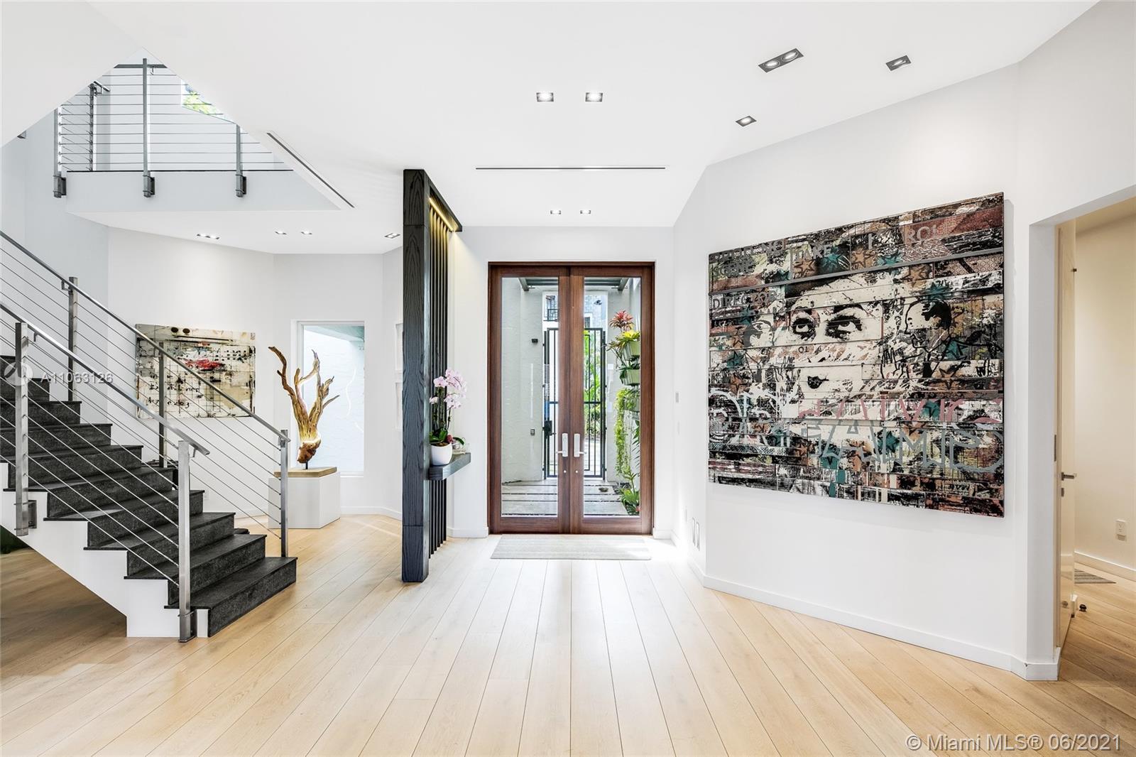 ISLAND ESTATES - Residential