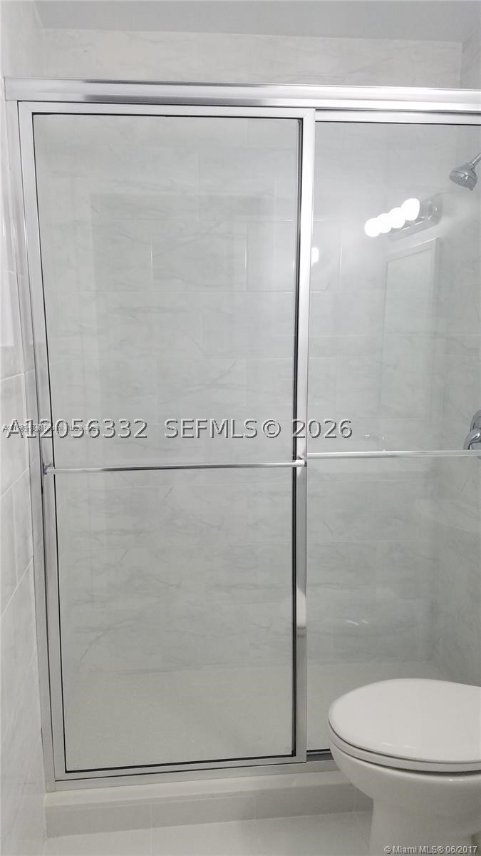Lakes Palm Spgs - Residential Lease