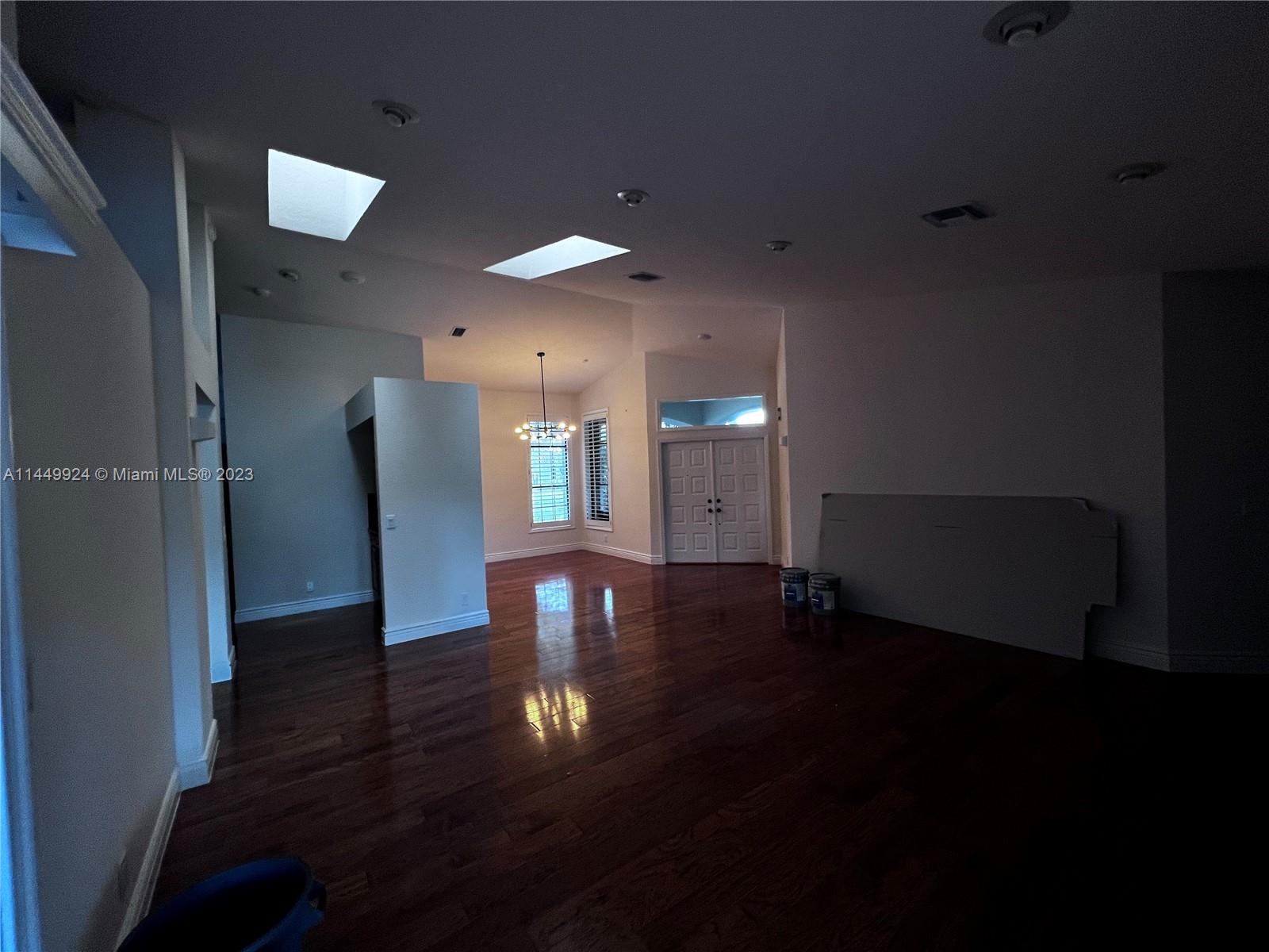 SUNSET SPRINGS - Residential Lease