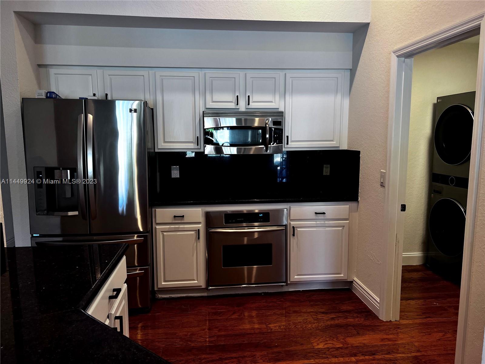 SUNSET SPRINGS - Residential Lease