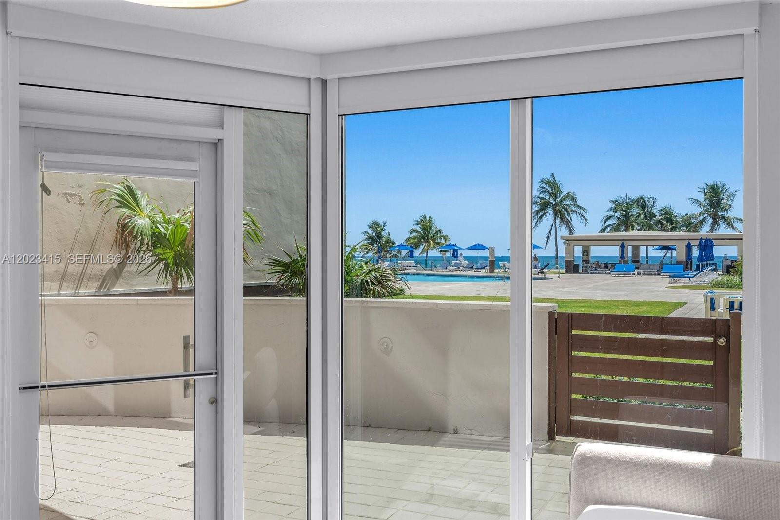 THE PINNACLE CONDO - Residential