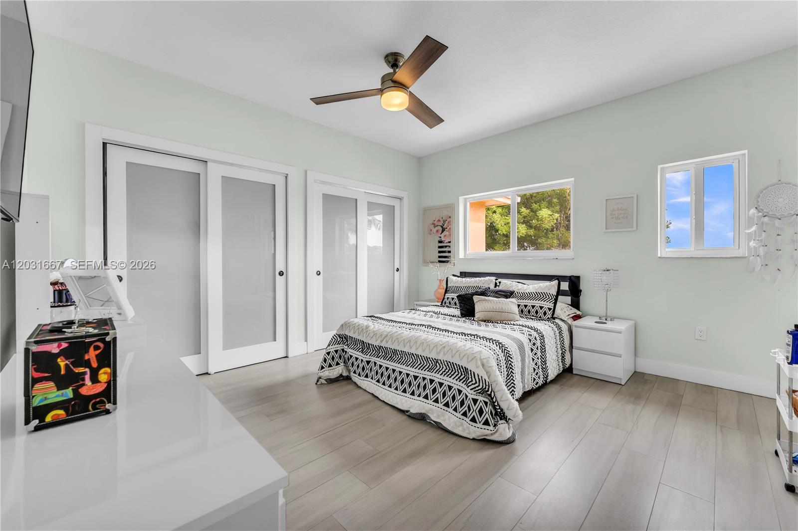 TWIN LAKE SHORES CENTRAL - Residential