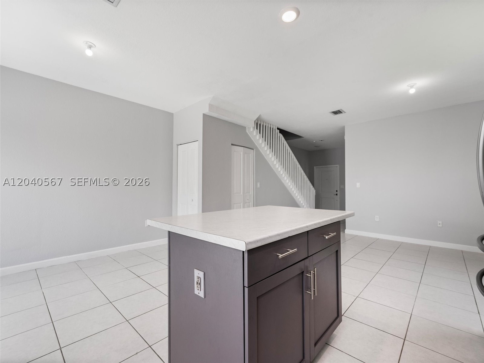 SILVER PALM RESIDENTIAL H - Residential